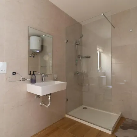 3 Bedroom Penthouse T Lejlighed Luqa