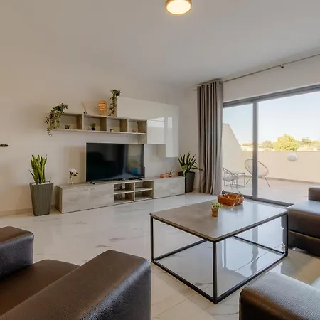 3 Bedroom Penthouse T