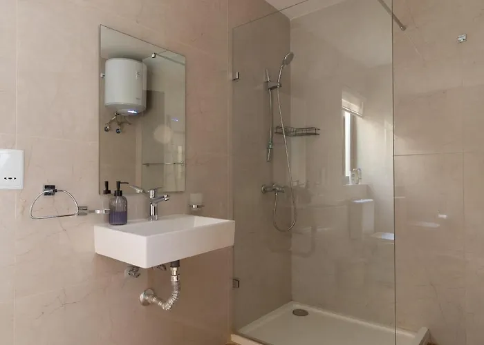 3 Bedroom Penthouse T Lejlighed Luqa