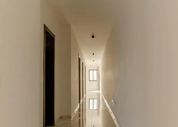 Lejlighed 3 Bedroom Penthouse T Luqa